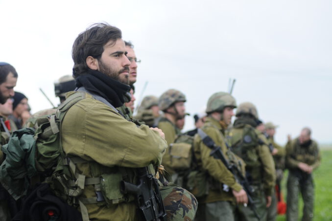 Flickr_-_Israel_Defense_Forces_-_The_IDF_Honors_Its_Reservists